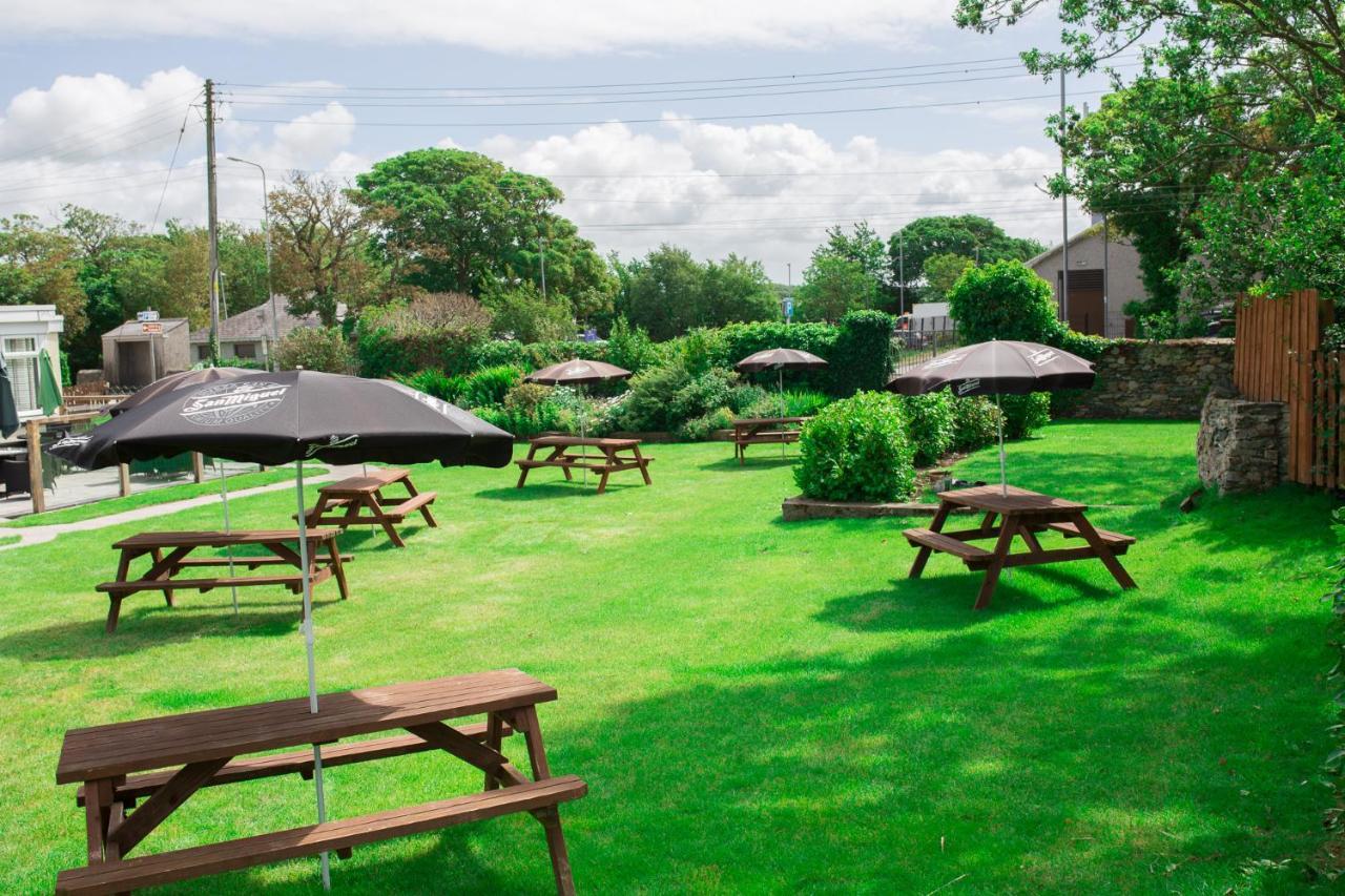 The Valley Hotel, Anglesey Exterior photo